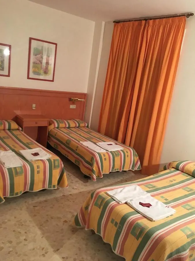 Pensjonat Hostal Carlos III El Ejido