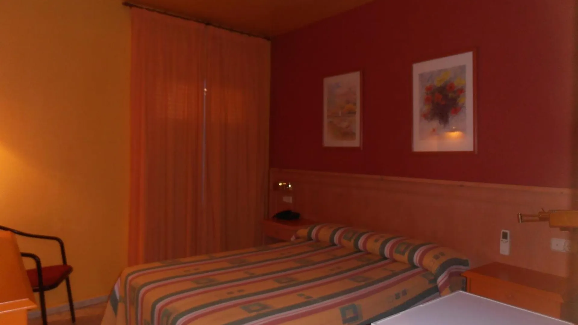Hostal Carlos III El Ejido