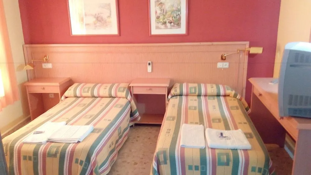 ** ゲストハウス Hostal Carlos III エル・エヒド スペイン